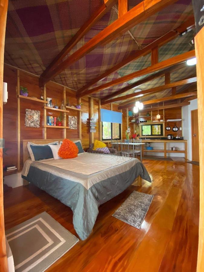 Chue&Larry'S Beachside Homestay Libagon المظهر الخارجي الصورة
